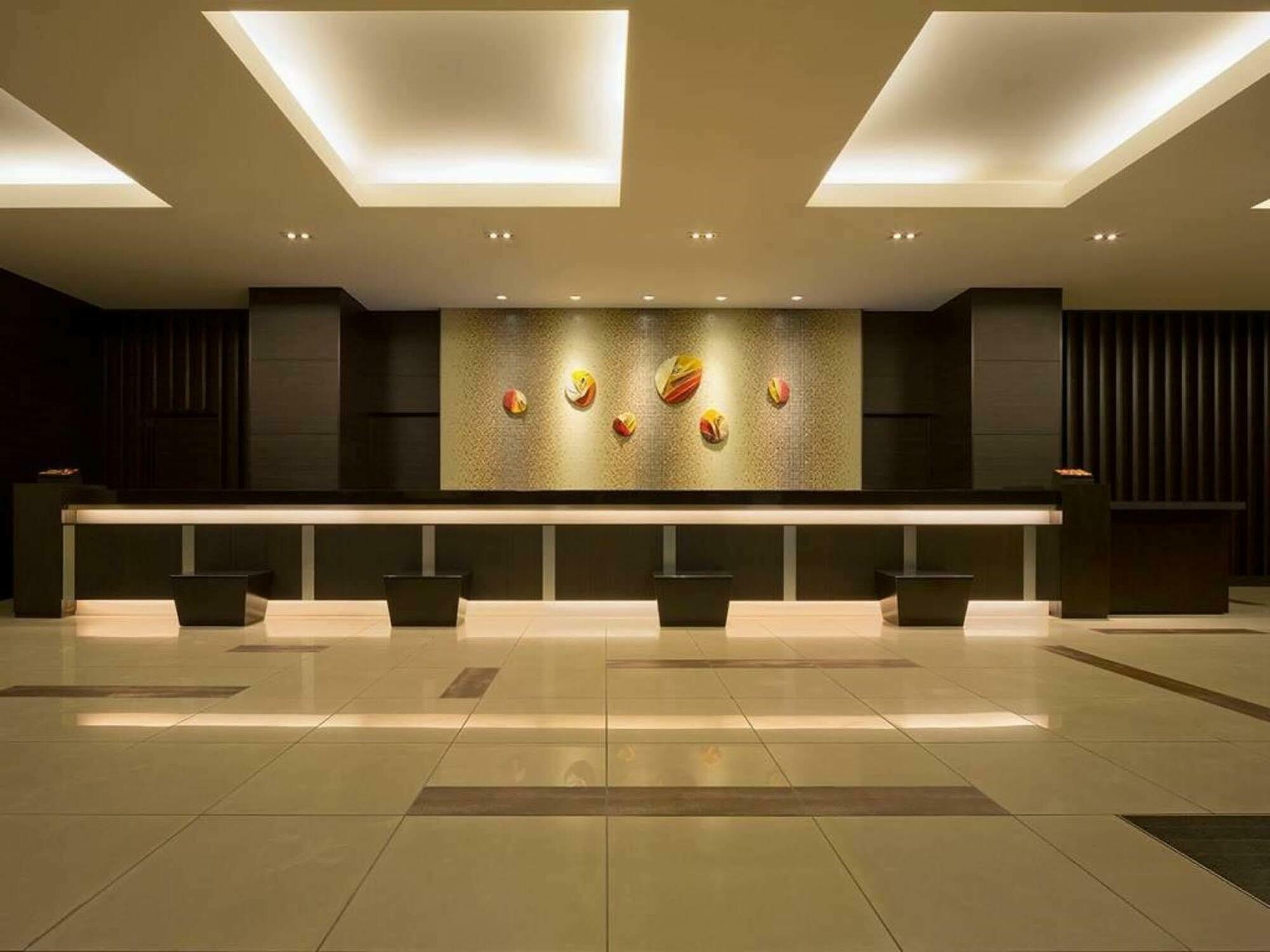 Holiday Inn Osaka Namba Exterior foto